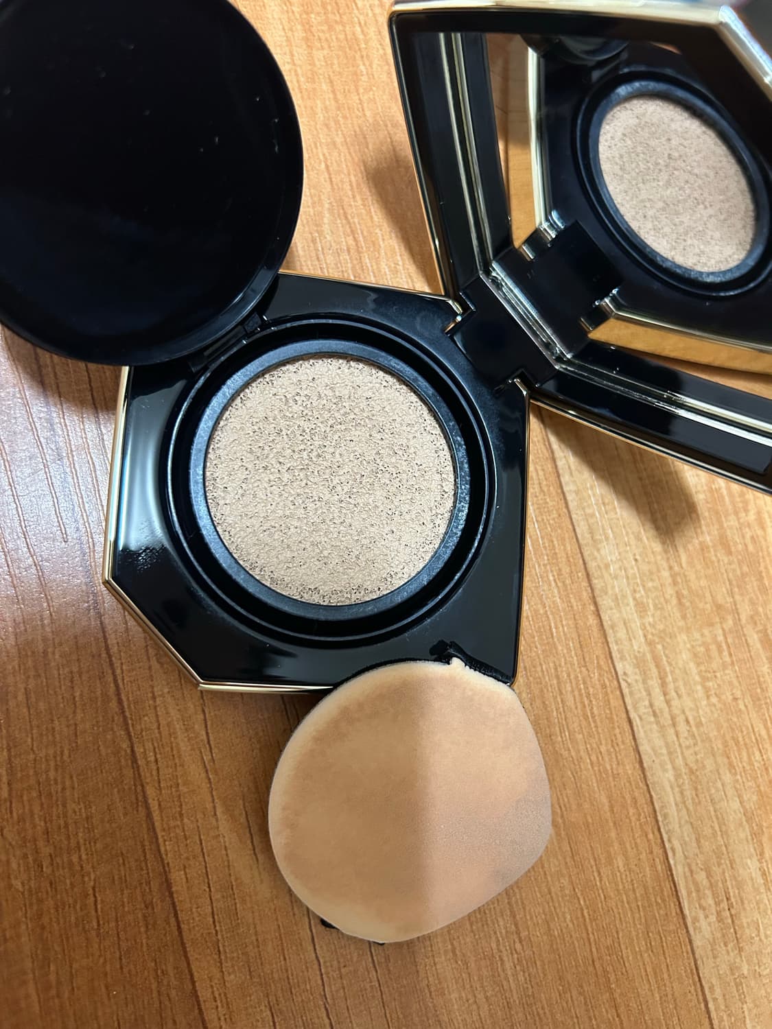 바비브라운 세럼 쿠션 파운데이션 extra light 상품이미지3