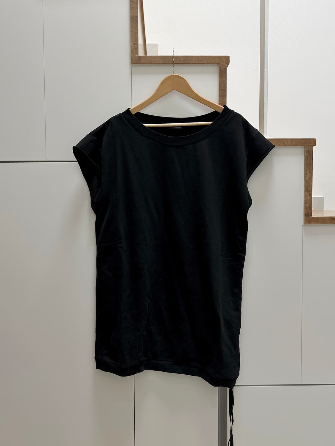 앤드뮐미스터 캘리 티셔츠 상품이미지1