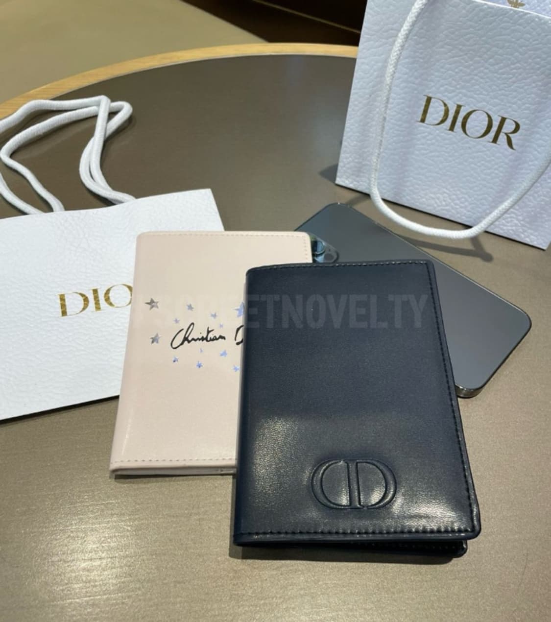 다올뷰티 여권지갑 여권홀더 블랙 디올 기프트 상품이미지10