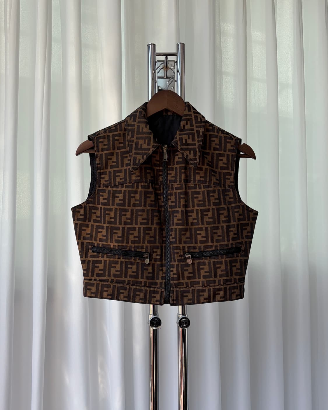 펜디 FENDI 주카 모노그램 리버시블 베스트 상품이미지1