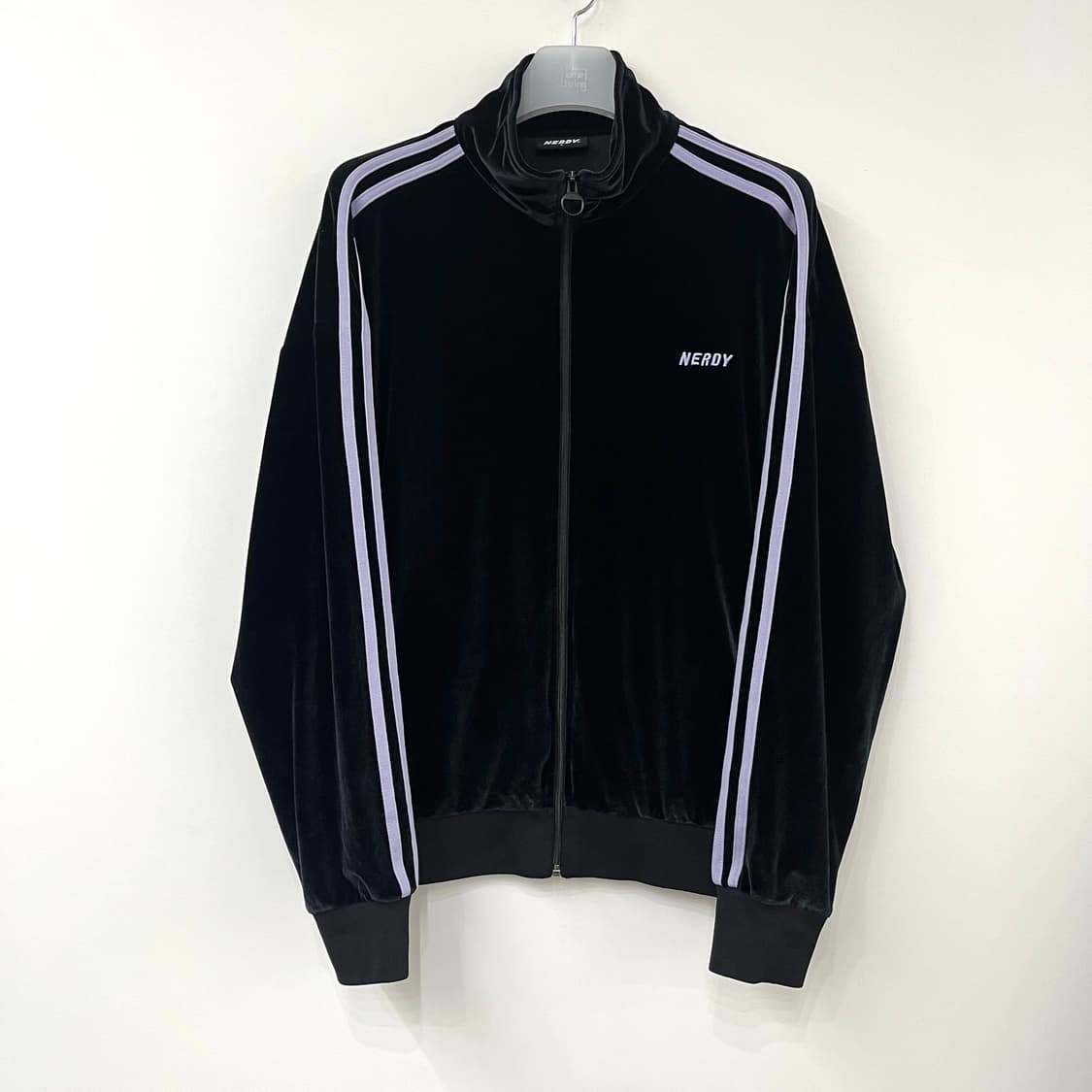 널디 벨벳 연보라 사이드라인 블랙 트랙탑 져지 상품이미지3