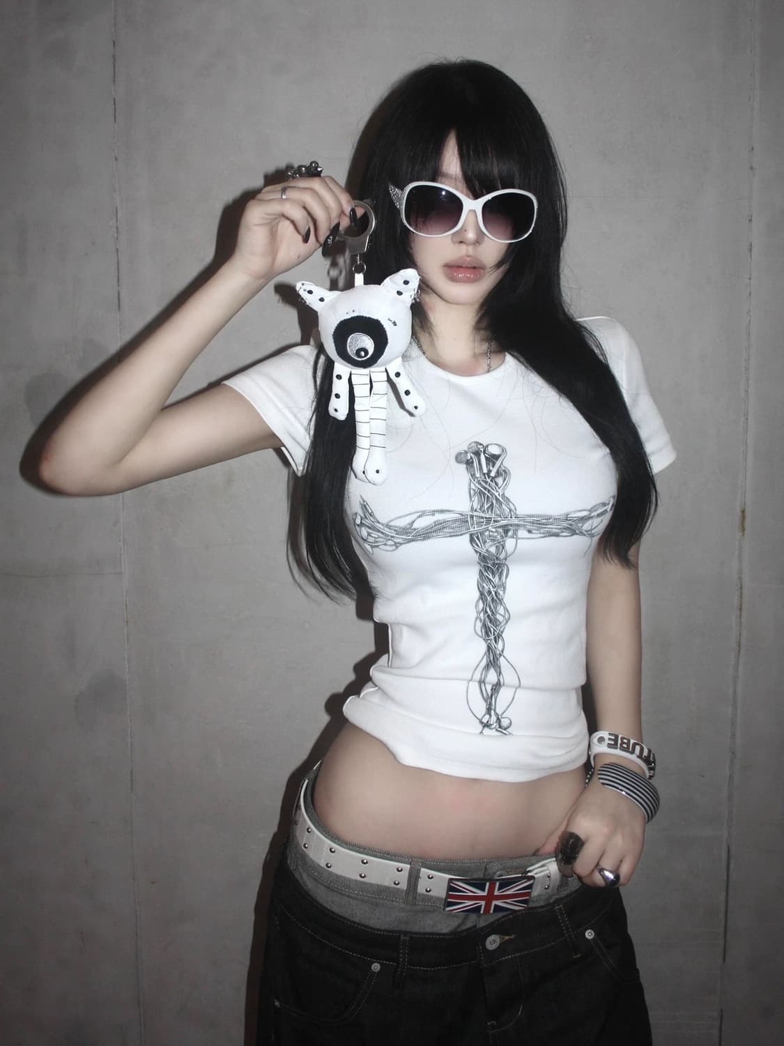 크로스 와이어 프린팅 슬림핏 반팔 티셔츠 상품이미지1