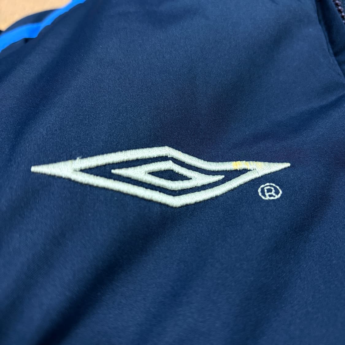 엄브로 올드스쿨 투웨이 패딩 상품이미지4