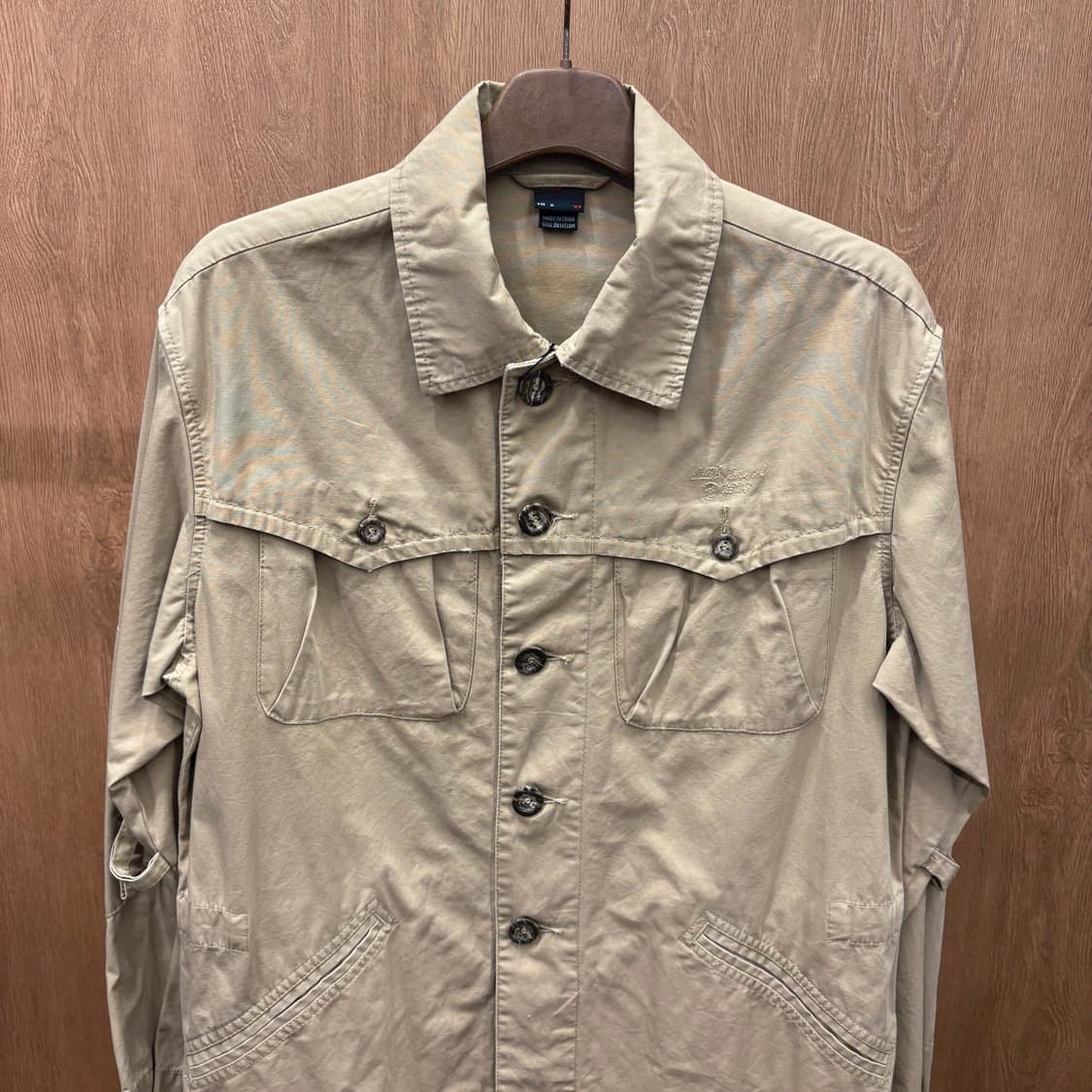 디젤 코튼 사파리 셔츠 자켓 로고 자수 플랩 포켓 웨스턴 요크 베이지 상품이미지4