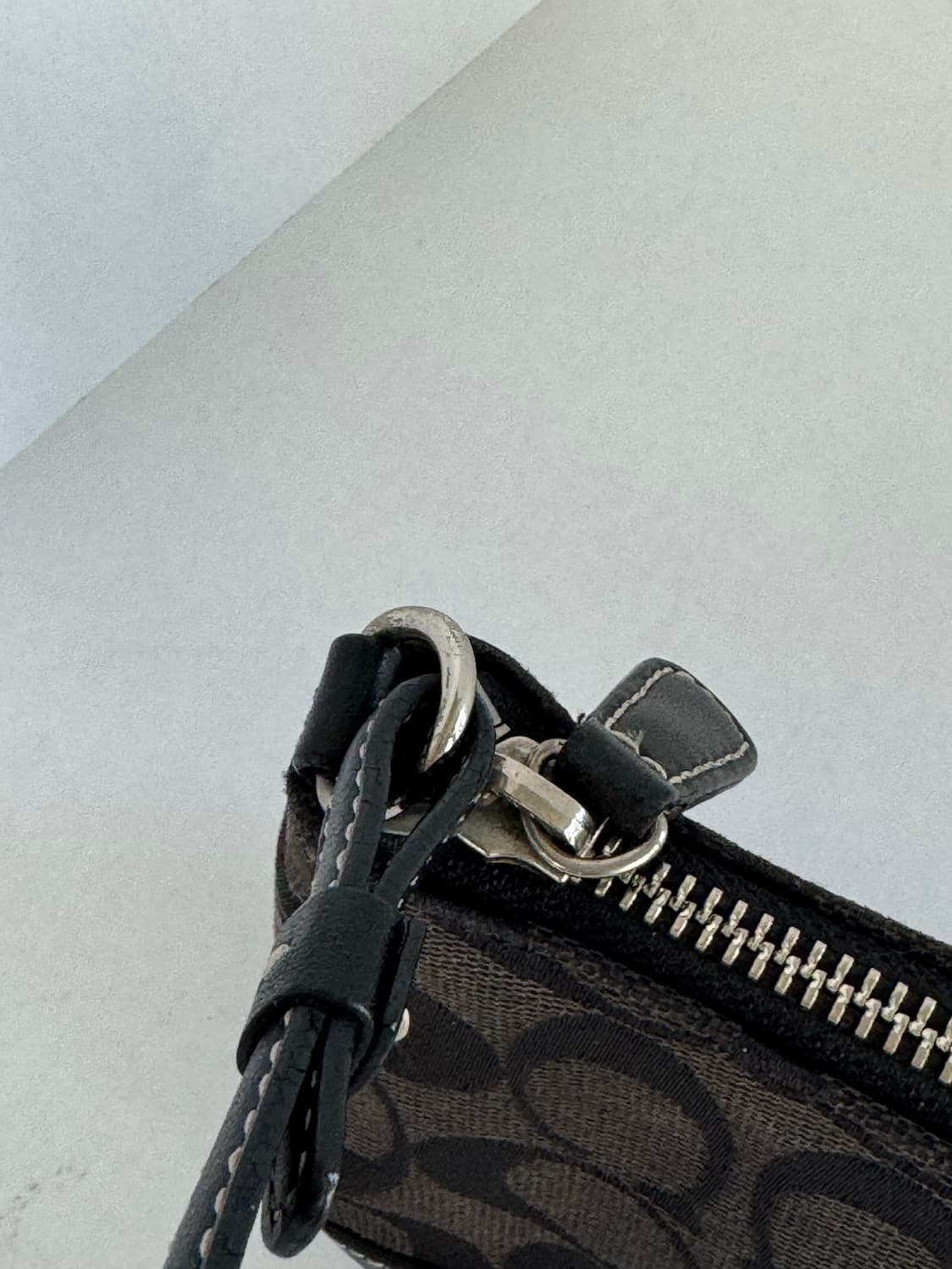 [빈티지] Coach 코치 시그니처 블랙 미니 바게트백 상품이미지6