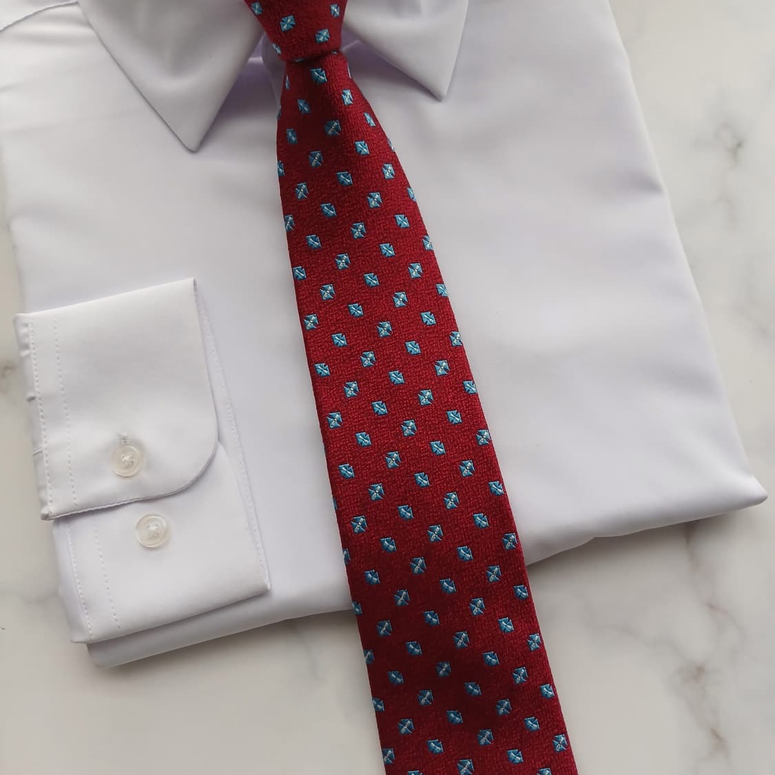 에스 티 듀퐁 실크 슬림 자수 넥타이 7.9cm A+등급 A18610
 상품이미지7