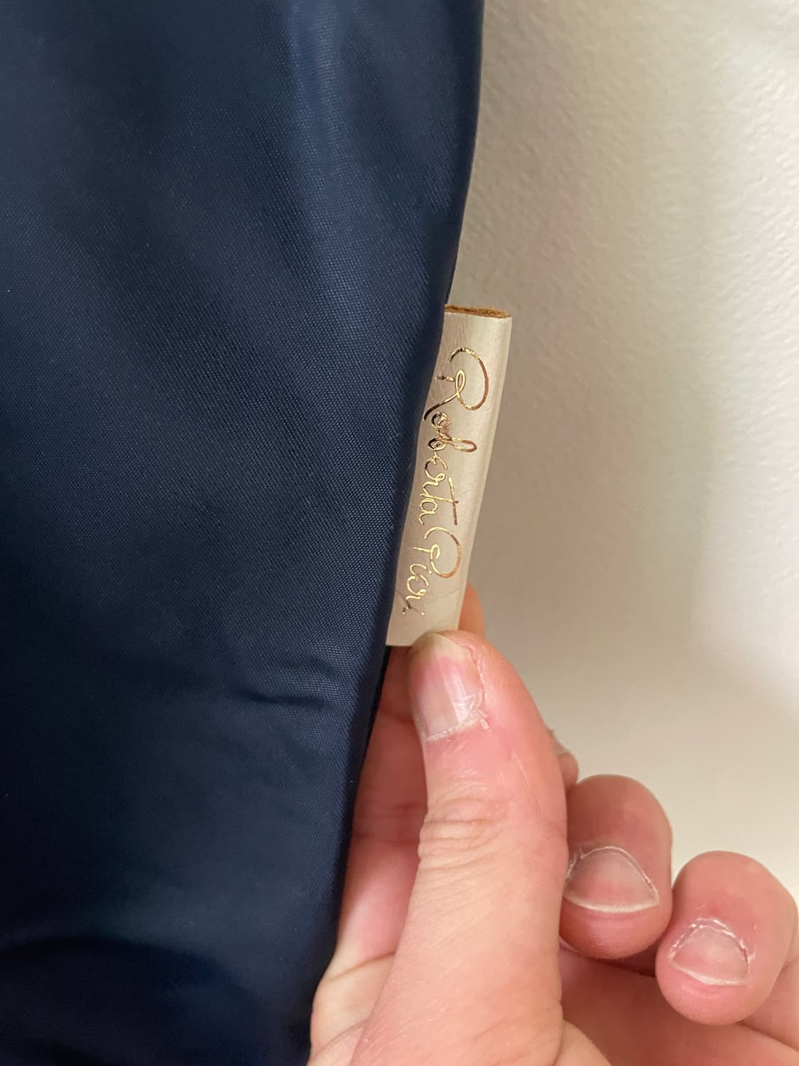 로베르타 디 카메리노 스터드 나일론 토트백 J03600 상품이미지6