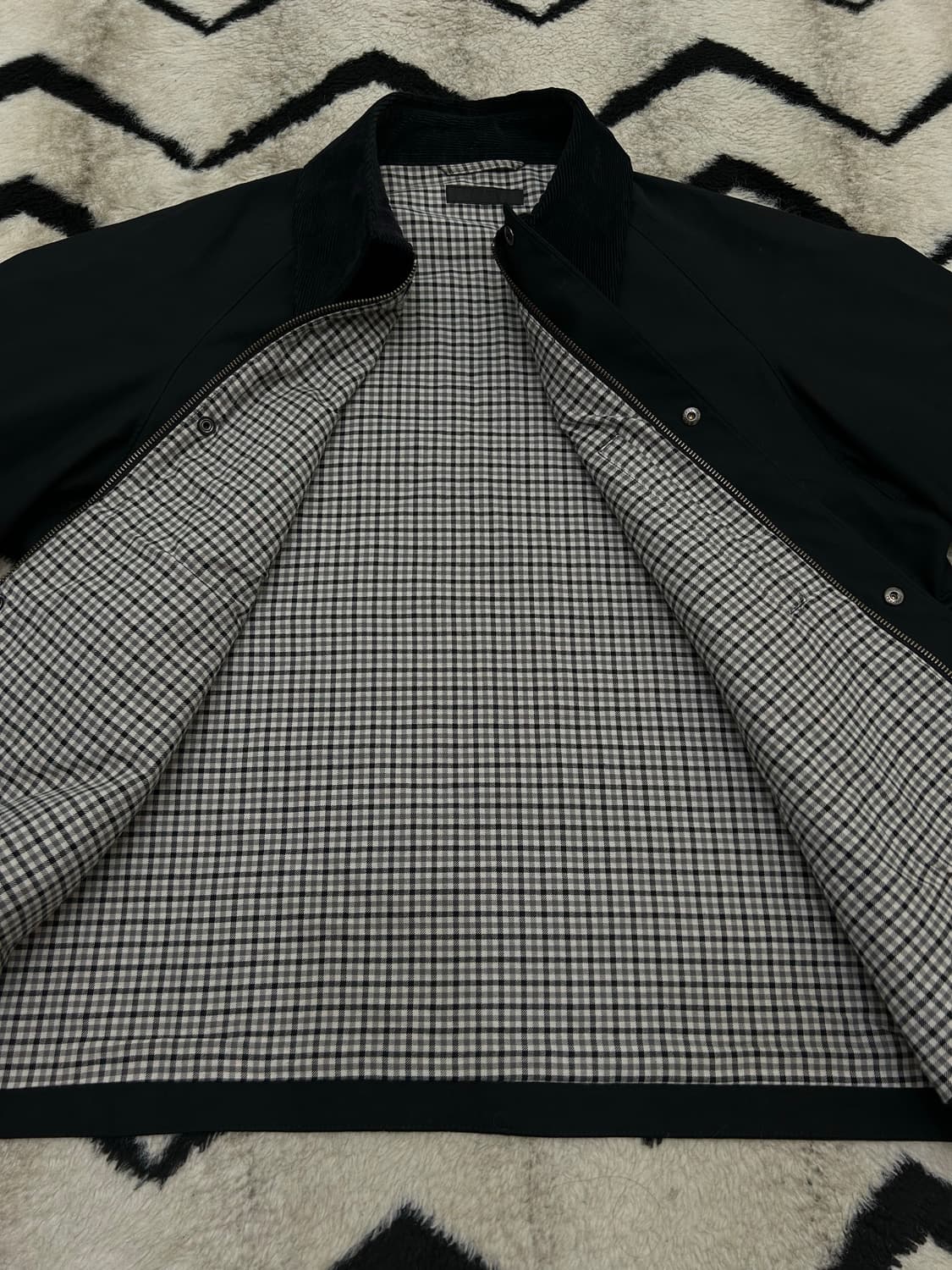 [L]유니클로 유틸리티 쇼트 블루종/블랙 상품이미지3