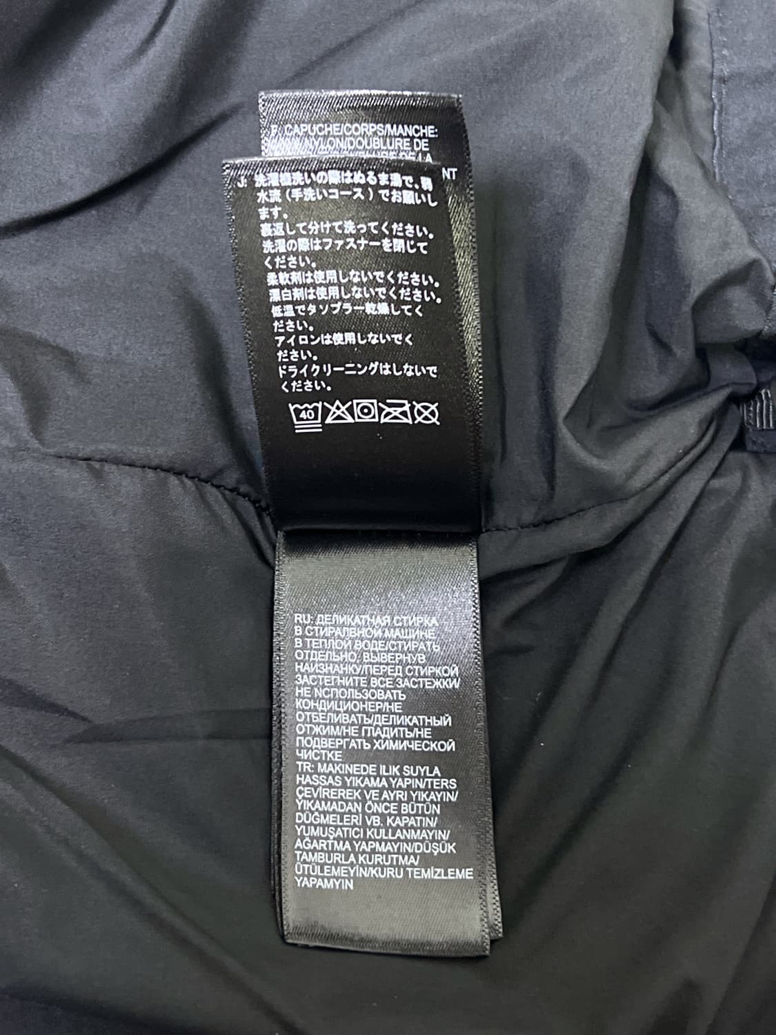 슈프림 x 노스페이스 자유의 여신상 발토로 자켓 블랙 상품이미지9