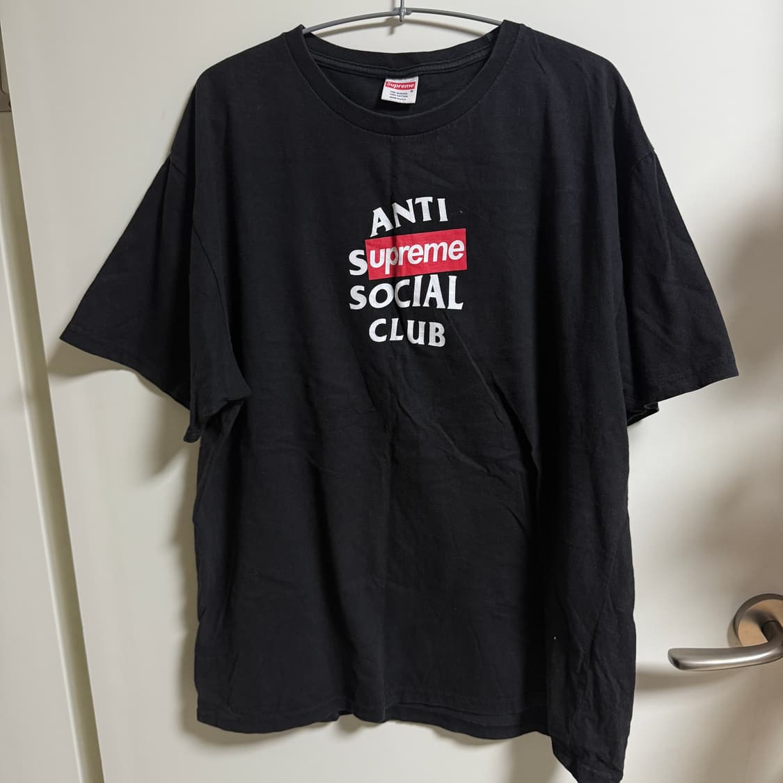 안티쇼셜클럽x슈프림 반팔티셔츠 🖤 상품이미지1