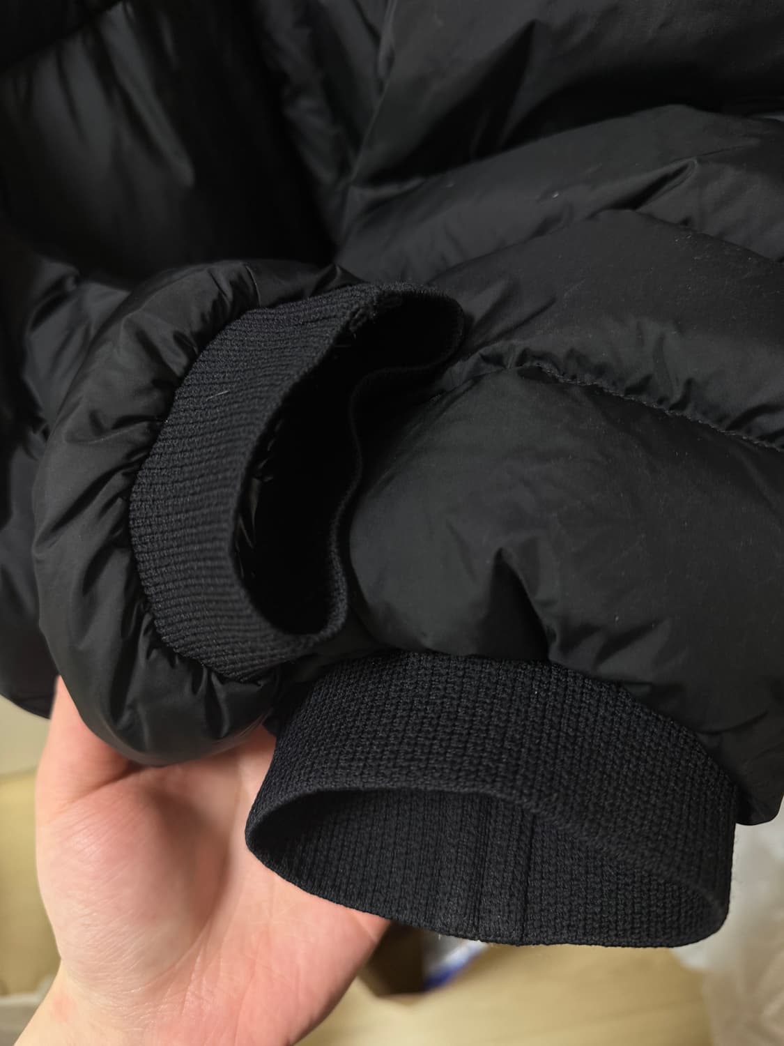 [4]몽클레어 미타케 사선 패딩 상품이미지5