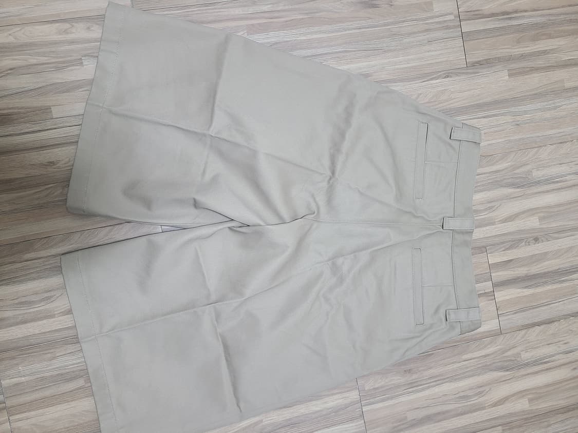 무신사스탠다드 헤비웨이트 CP 원 턱 롱 버뮤다 팬츠 [베이지] 32 상품이미지3