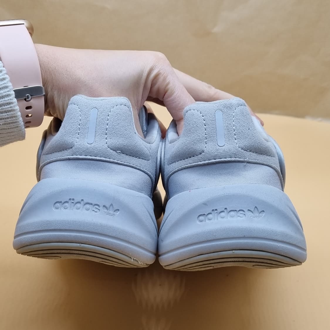 아디다스 오젤리아 그레이 여성운동화235  상품이미지4