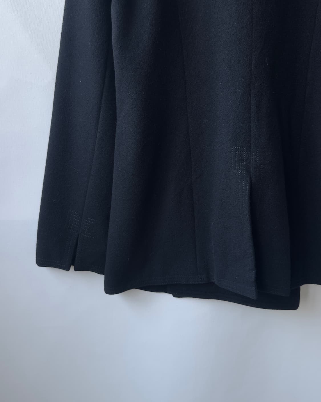 [VIVIENNE TAM] Cashemre Blend Coat 상품이미지9