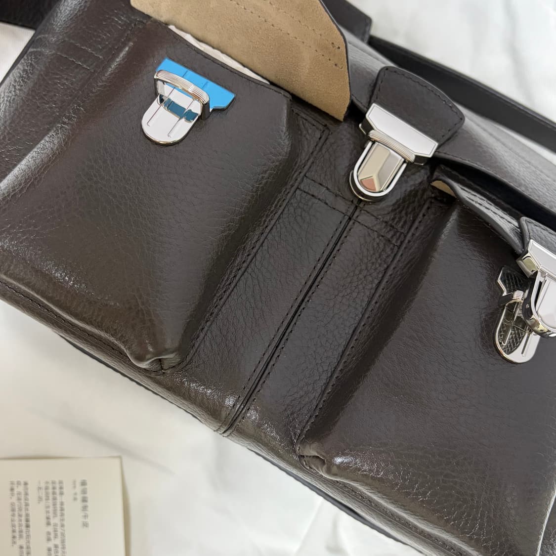 르메르 기어백 미디엄 다크민트 상품이미지5