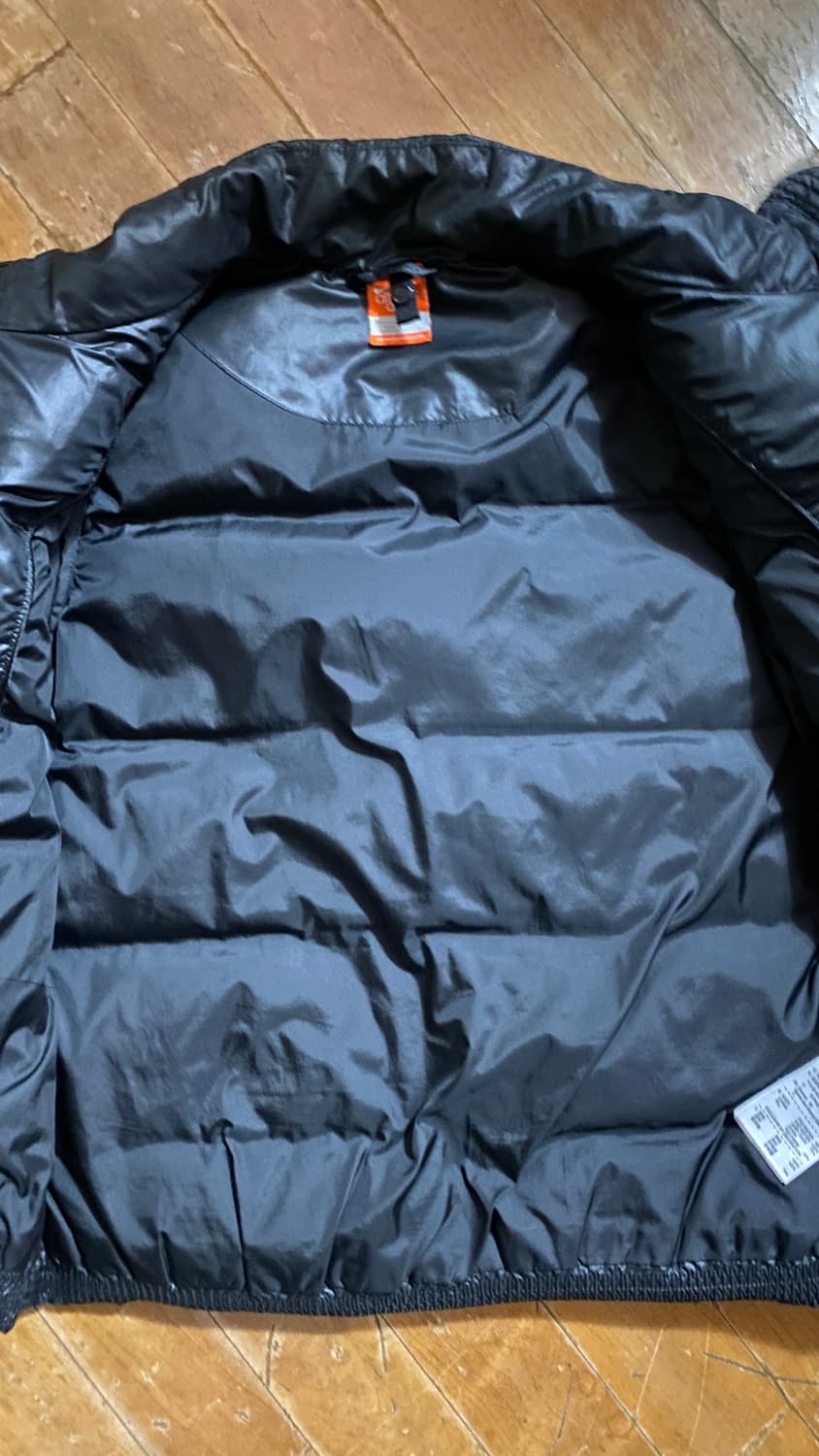 나이키 여성 중경량 패딩 M 블랙 상품이미지4