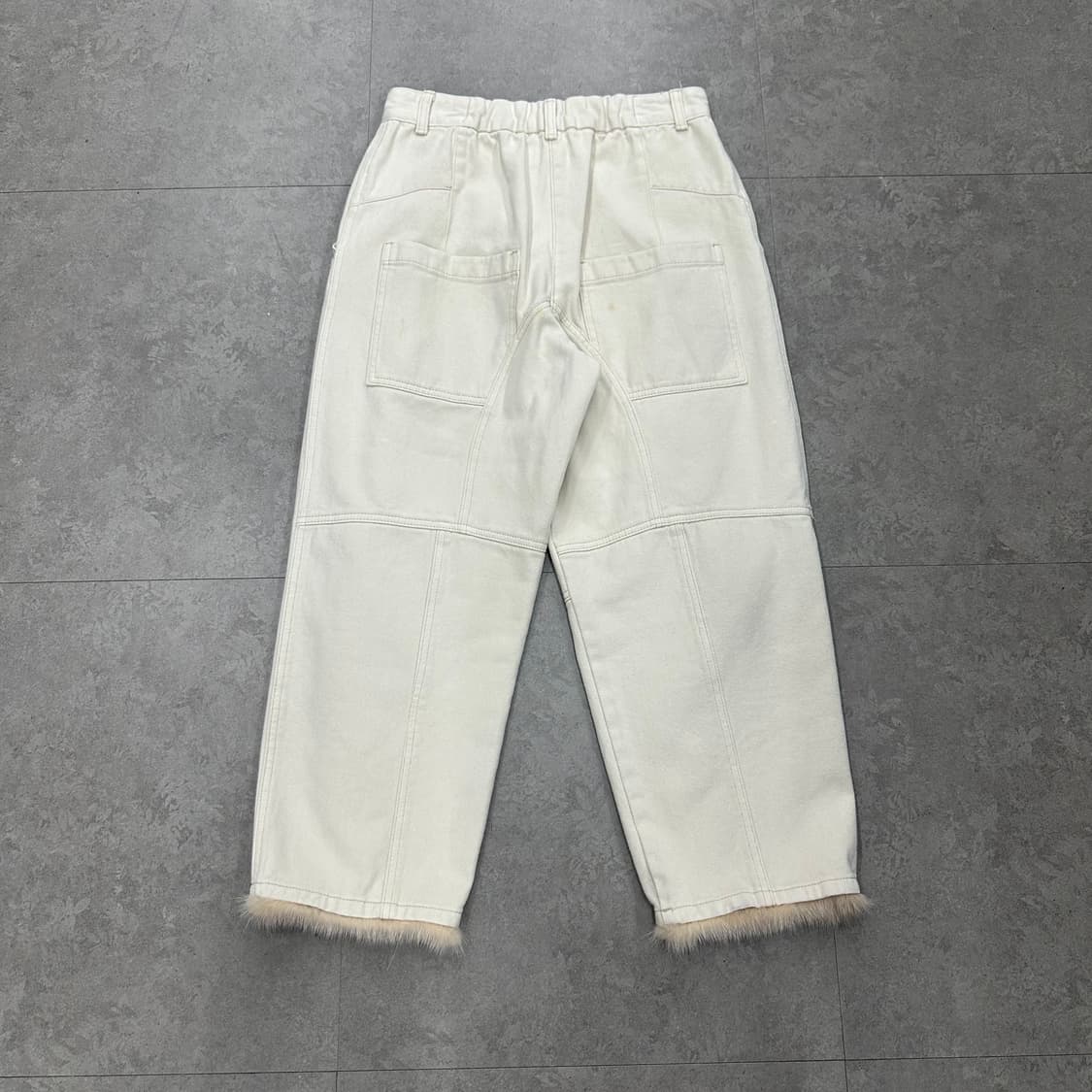 26 한섬 오즈세컨 여자 퍼 디테일 크롭 팬츠 상품이미지3