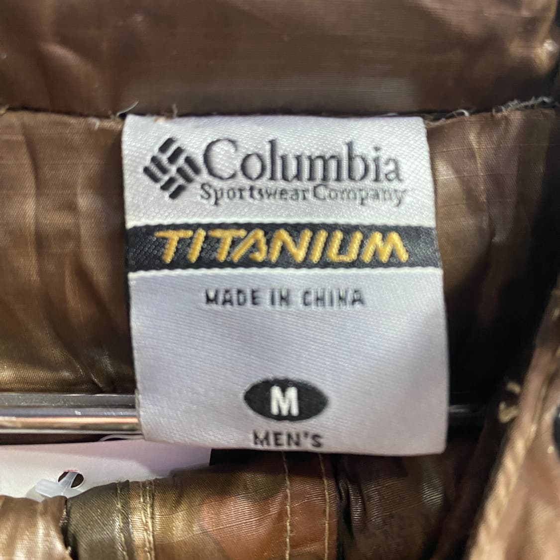 컬럼비아 카모플라주 패턴의 후디드 푸퍼 패딩 B3909 상품이미지4