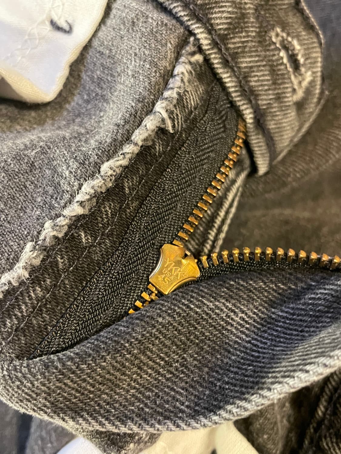 1990's Vintage Levi’s 550 Black Denim  상품이미지5