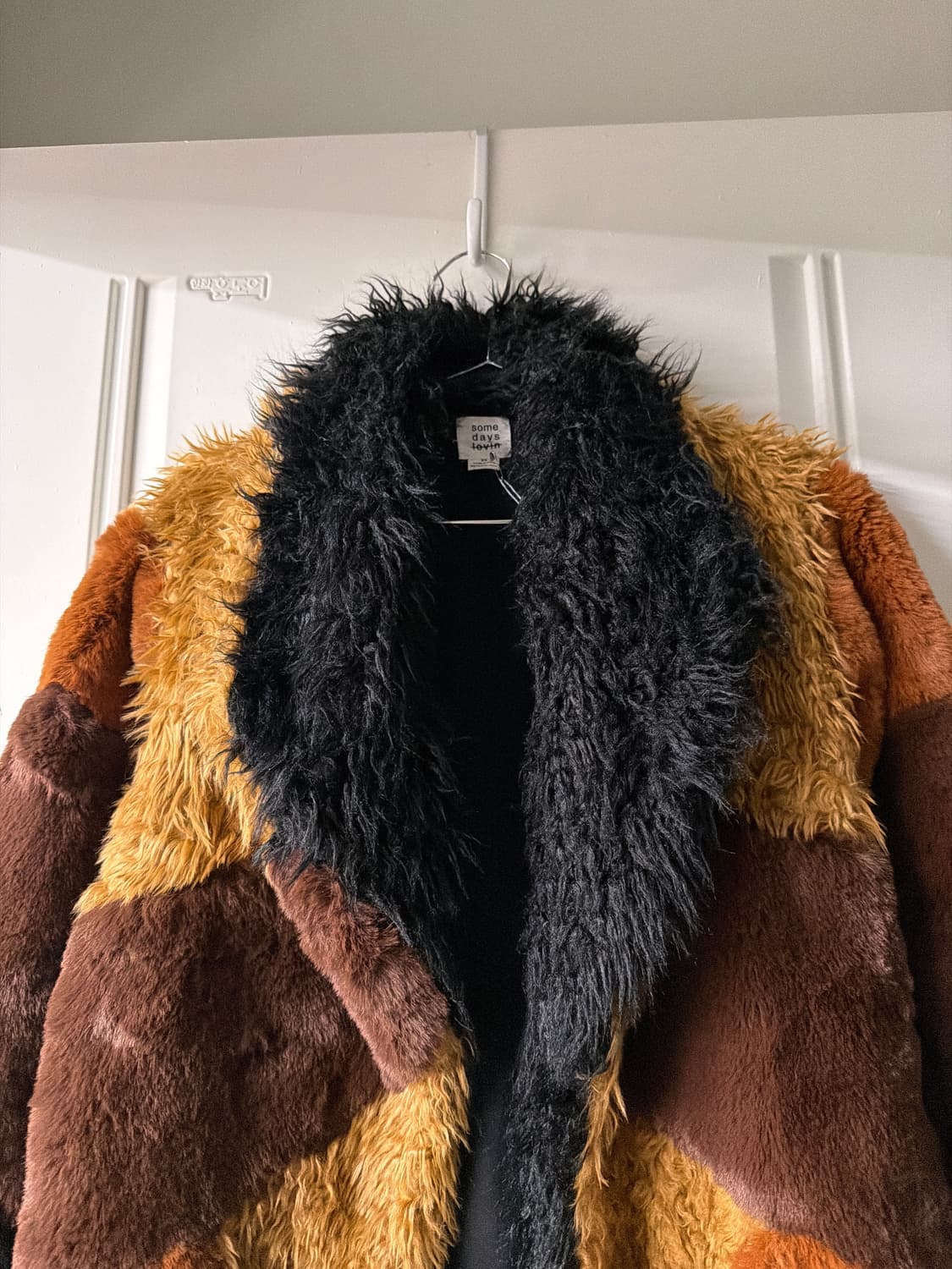 일본빈티지 Heavy Hearts Faux Fur Coat 퍼 자켓 상품이미지7