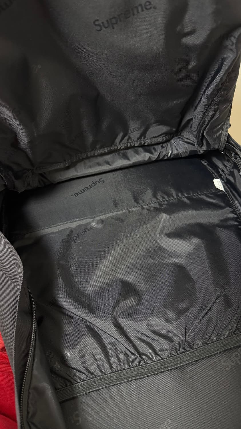 슈프림 백팩 19fw 상품이미지3