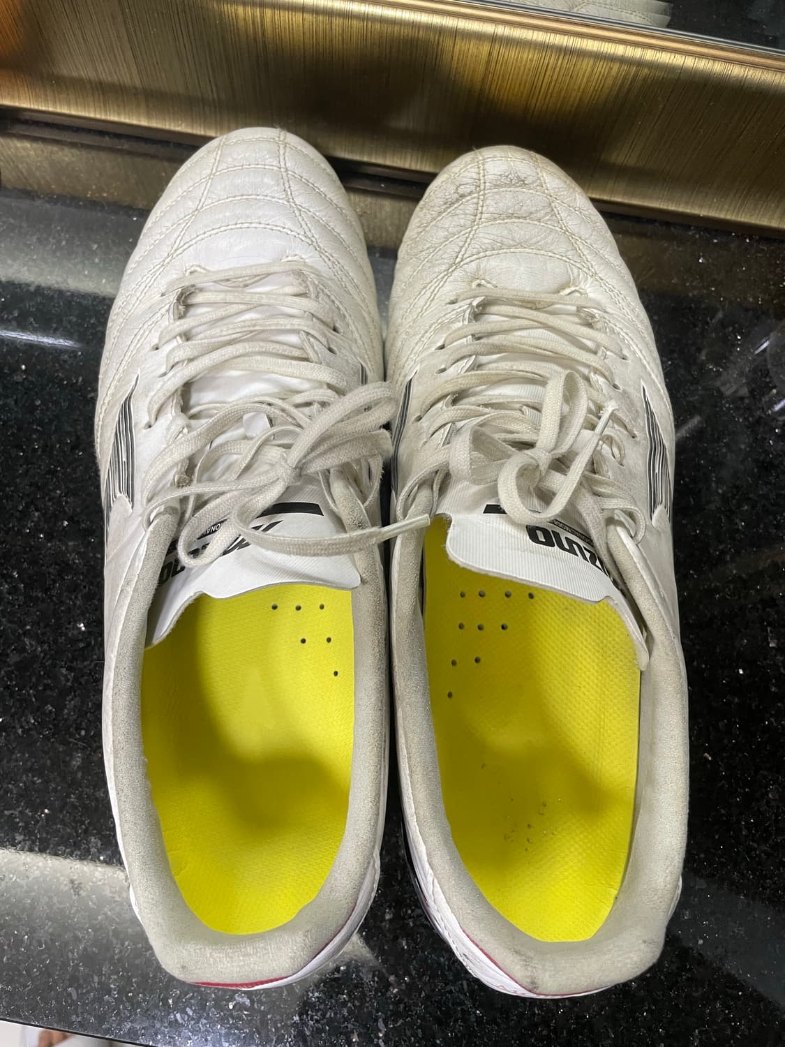 미즈노 모렐리아 네오4 프로 ag 축구화 상품이미지3