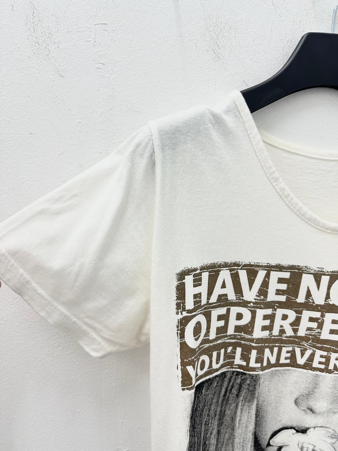 NONE vintage printing v neck tee 상품이미지2