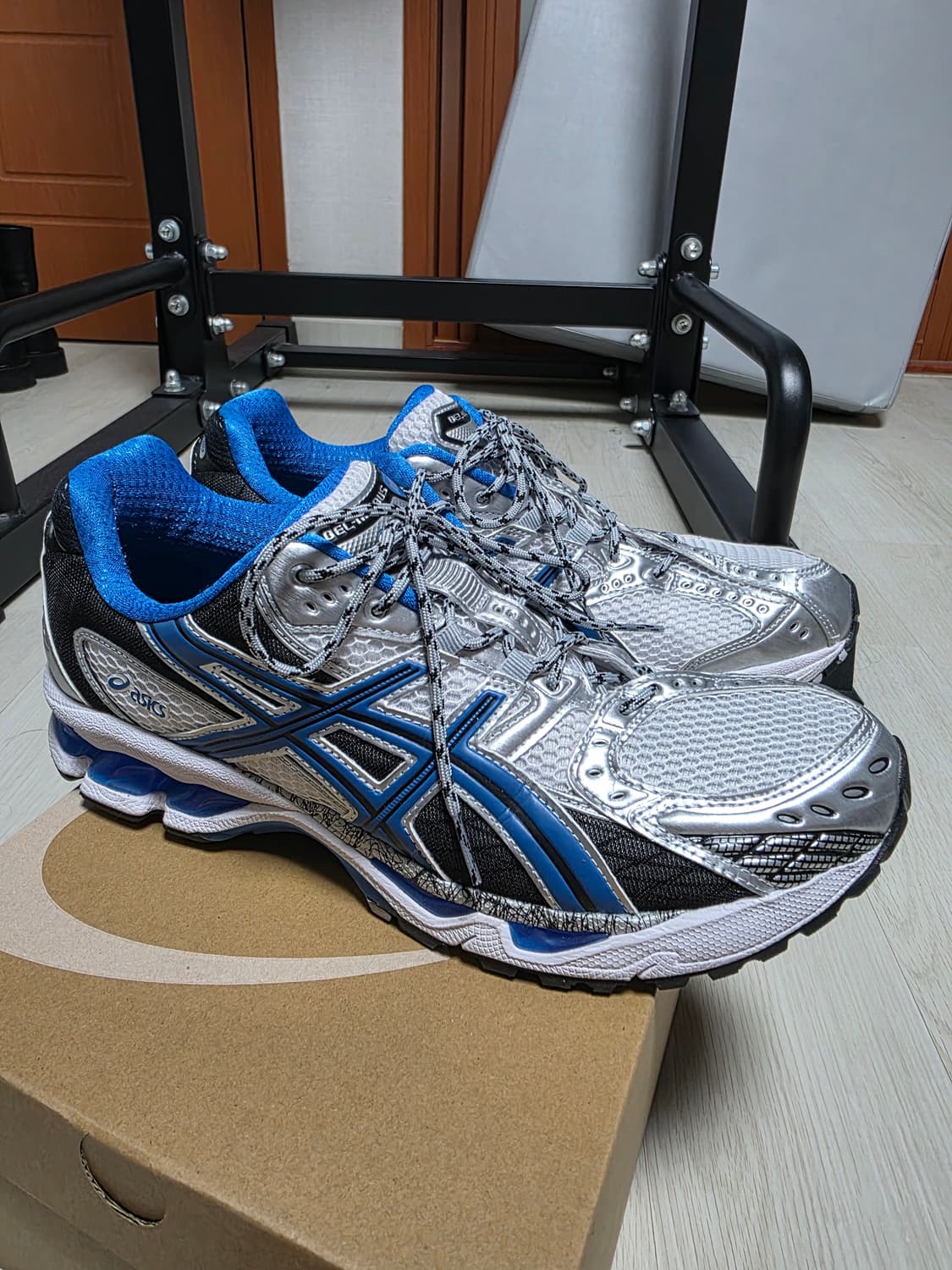 282.5 아식스 젤님버스 10.1 블루 상품이미지2