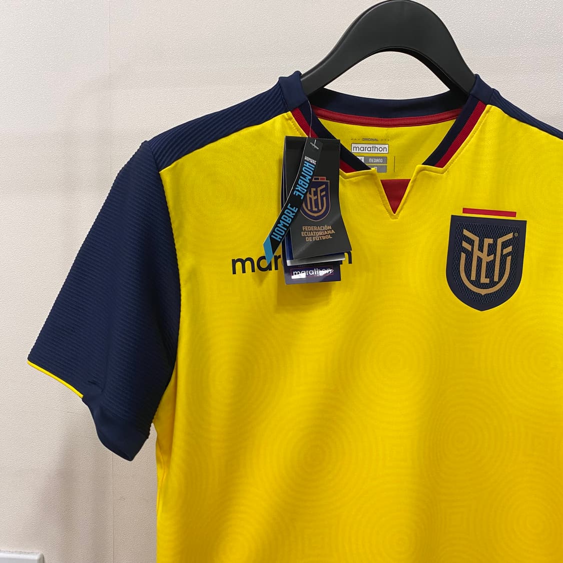 마라톤 2022 에콰도르 홈 유니폼 상품이미지3