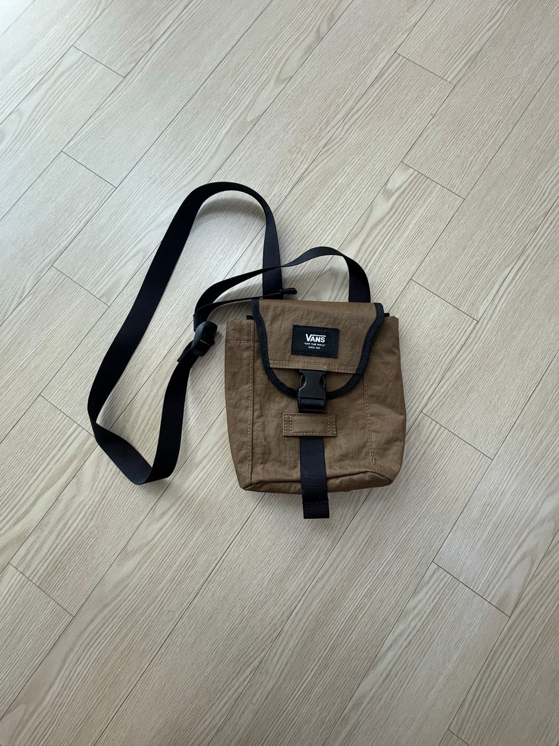 반스 가방 브라운 상품이미지1