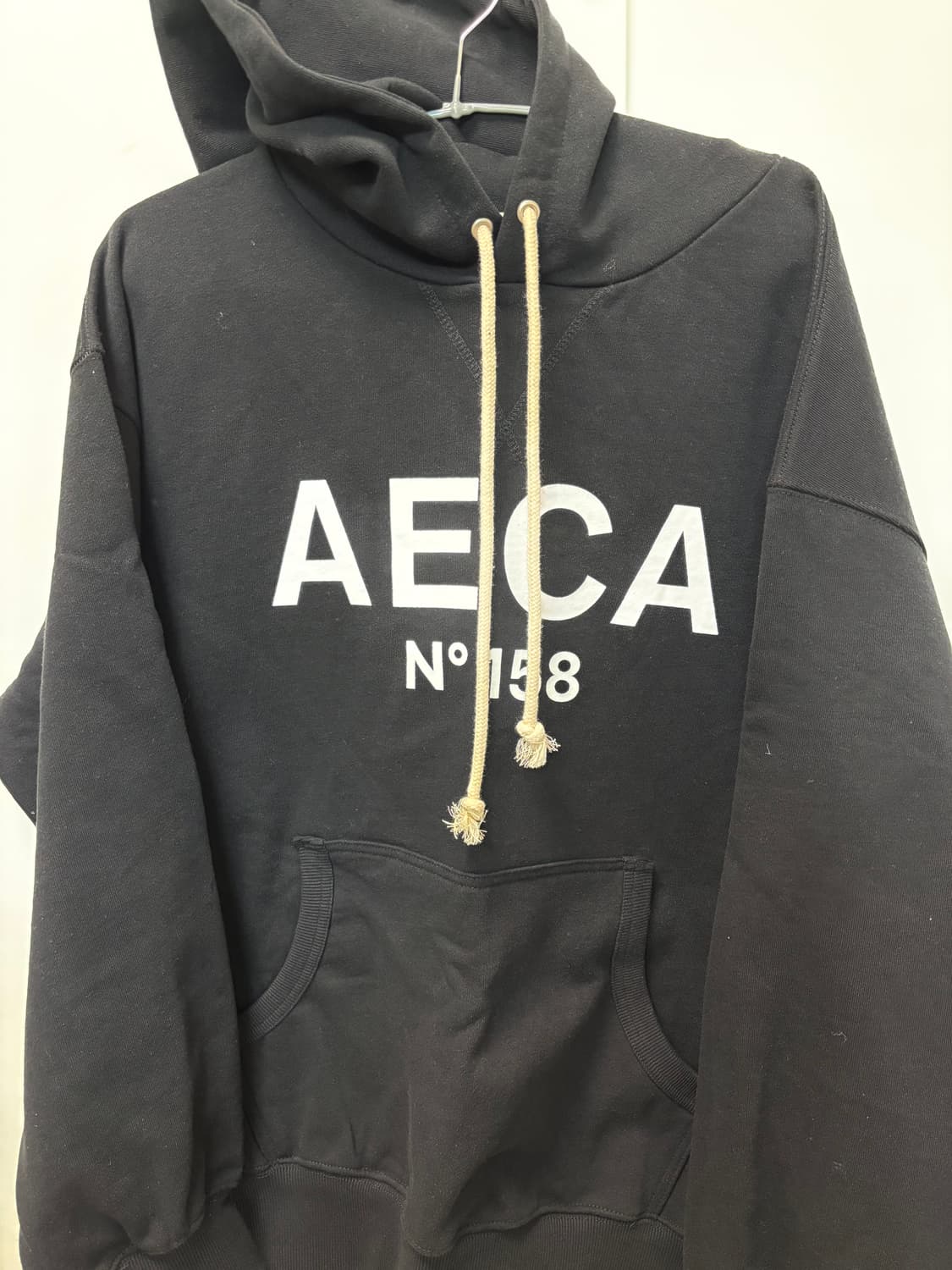 에이카 후드티 상품이미지1