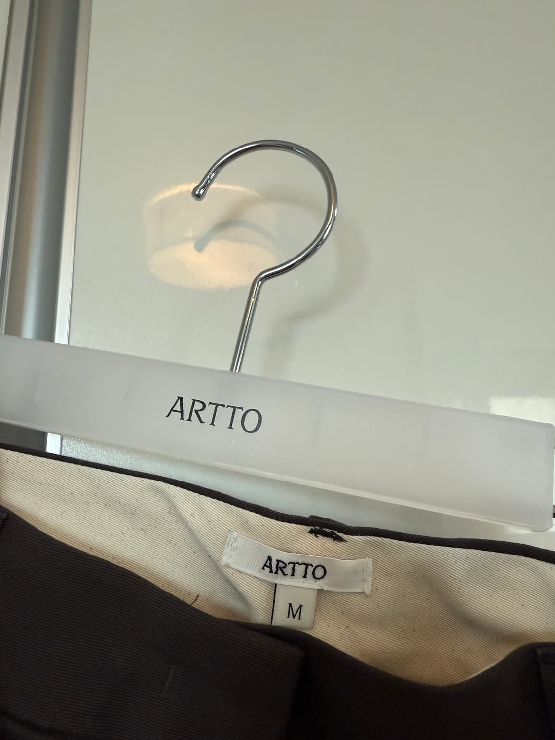 아르토 투턱 치노팬츠 차콜 m 상품이미지3