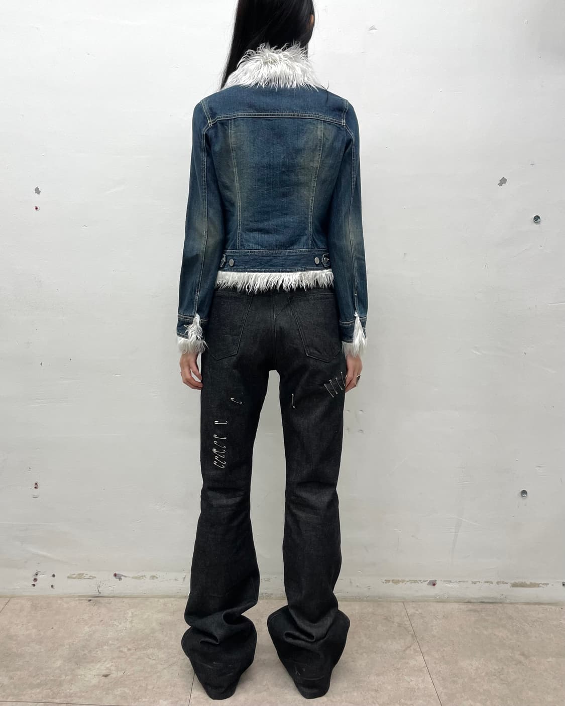 white fur denim cropped jacket  상품이미지5