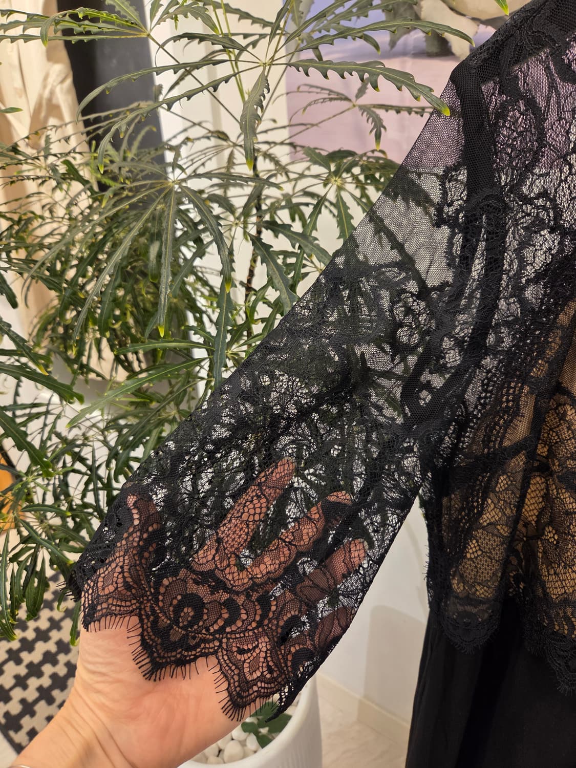 산드로 레이스 미니 원피스 상품이미지3