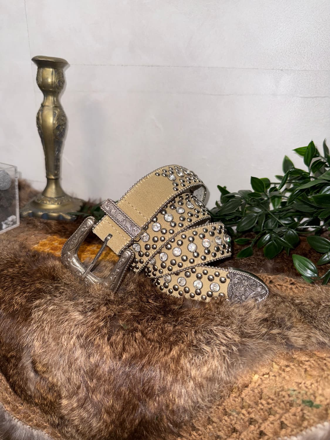 Guess beige cubic stud western belt 상품이미지3