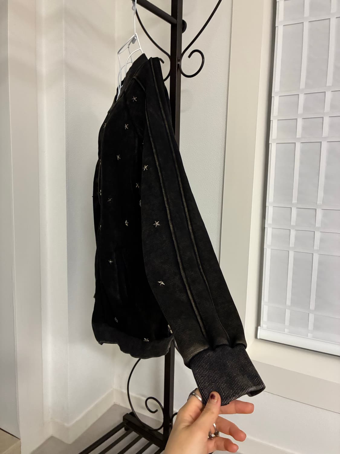 별스터드 워싱 집업 상품이미지4