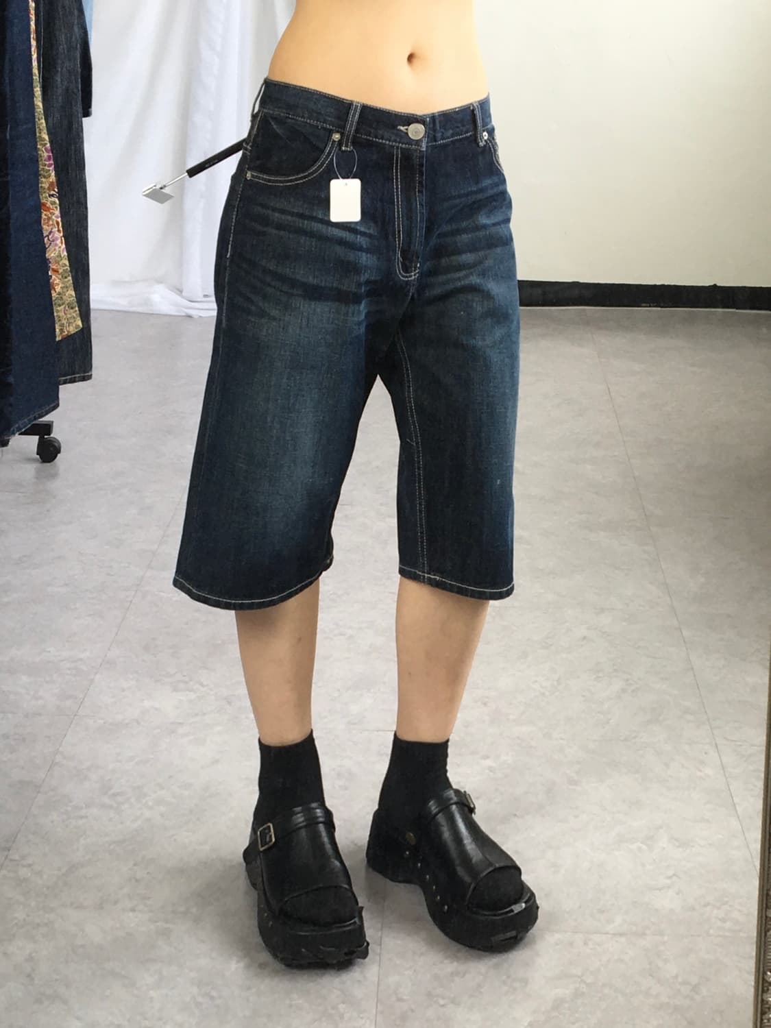 Oriental needle work denim half pants 상품이미지7