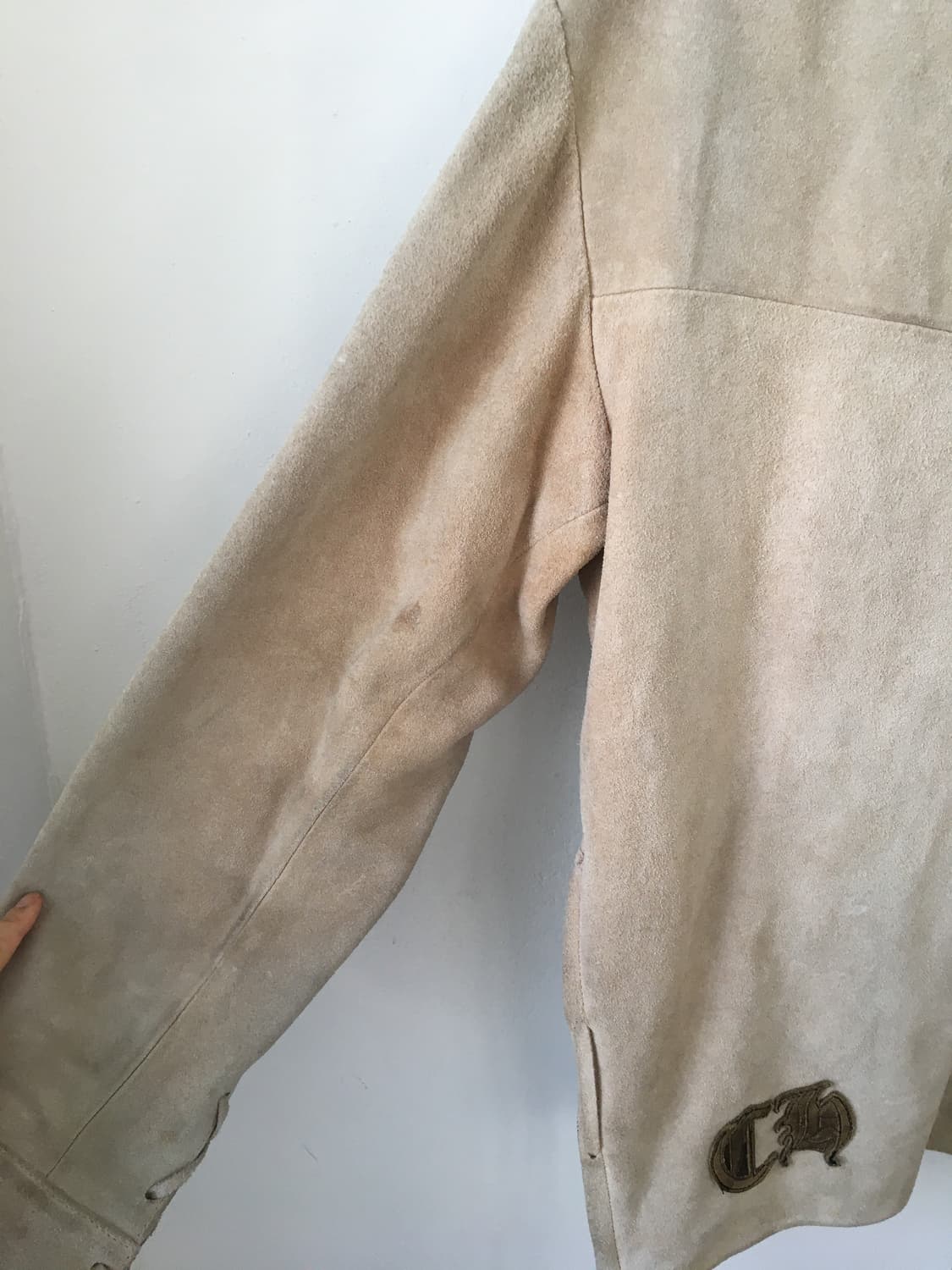 Cross patch point suede top 상품이미지4