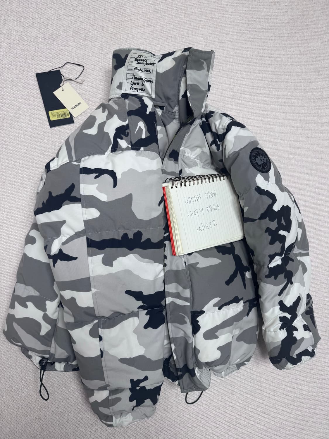 [OS]베트멍X캐나다구스 맥밀란 리버시블 카모패딩 상품이미지2