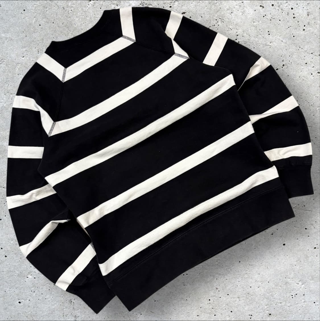 [M] 16s 슈프림 스트라이프 블랙 맨투맨 B413 상품이미지2