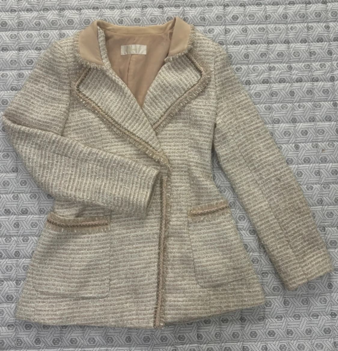 아니베에프 Antivee f. 트위드 자켓 ~55 상품이미지1