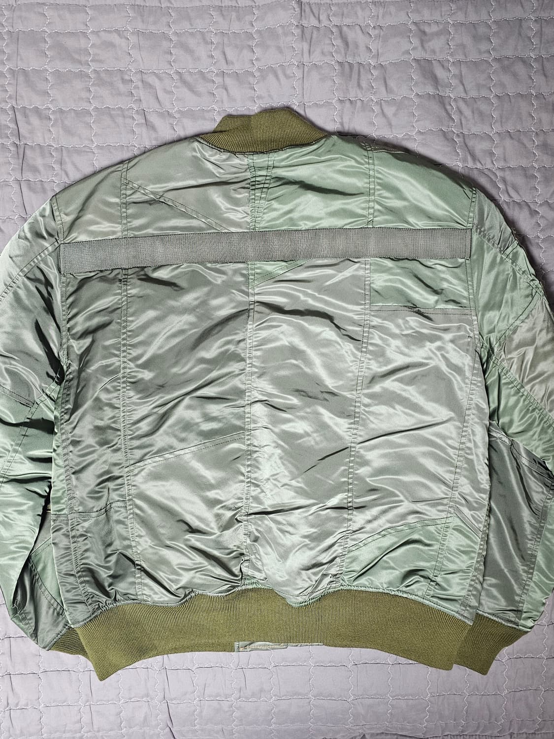 쇼트 9829 패널 패치워크 MA1 카키 L 상품이미지5