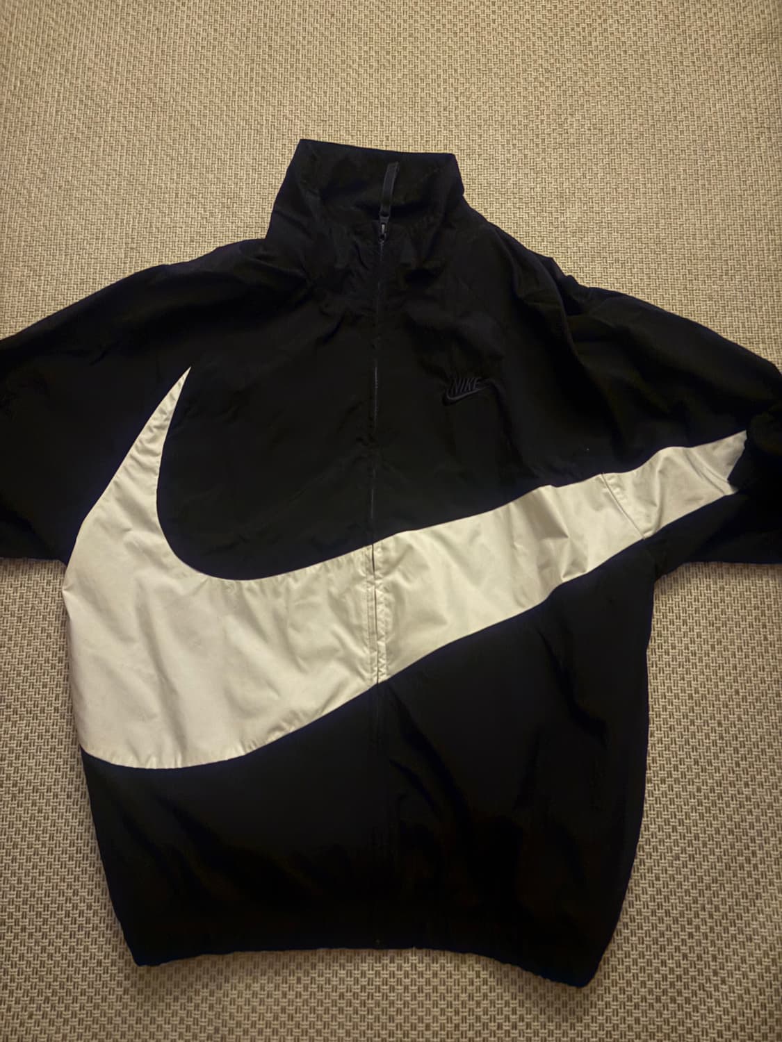 나이키 스우시 우븐 자켓 블랙 코코넛 밀크 상품이미지1