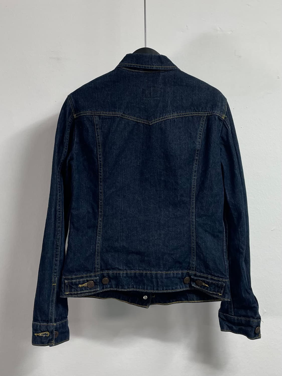 리바이스 우먼스 진청 데님자켓 (on.617)   상품이미지3