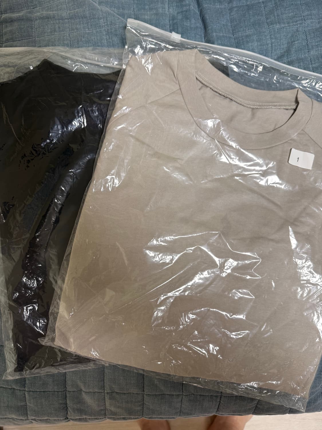 칸예 머천 이지 고샤 5종 상품이미지2