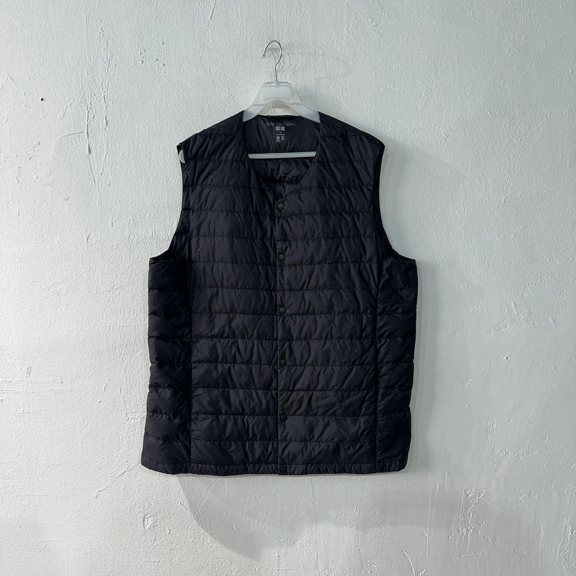 유니클로 울트라라이트다운 경량패딩조끼 XL 상품이미지1