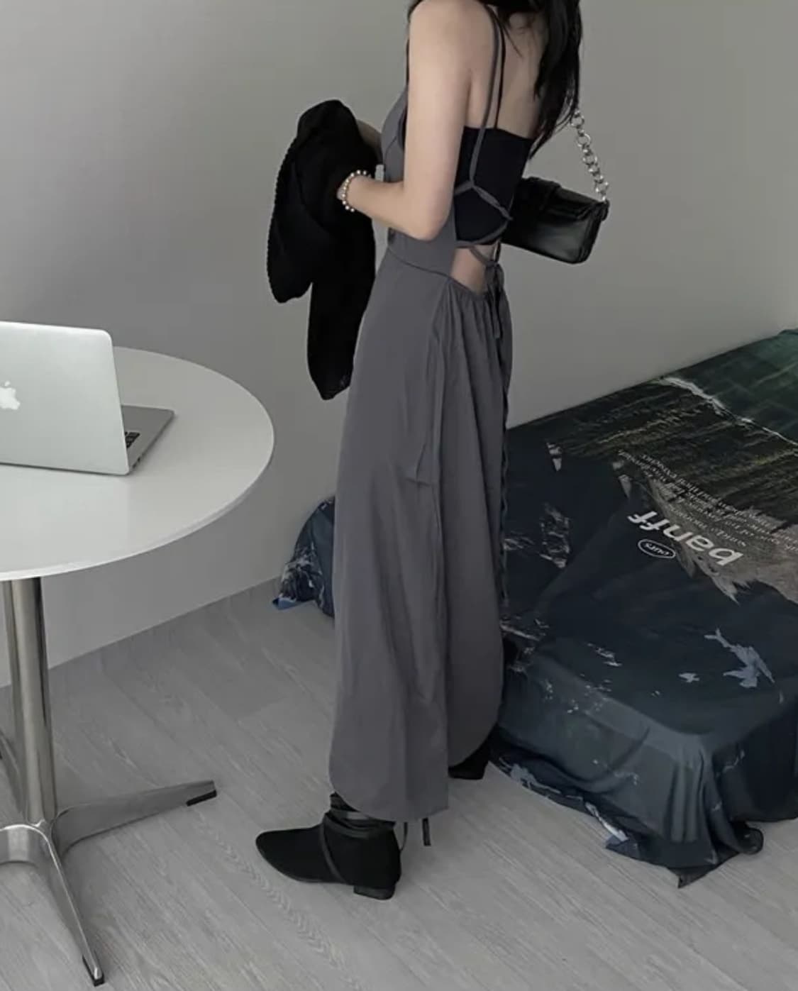 세틴 그레이 백트임 슬리브 원피스 상품이미지2