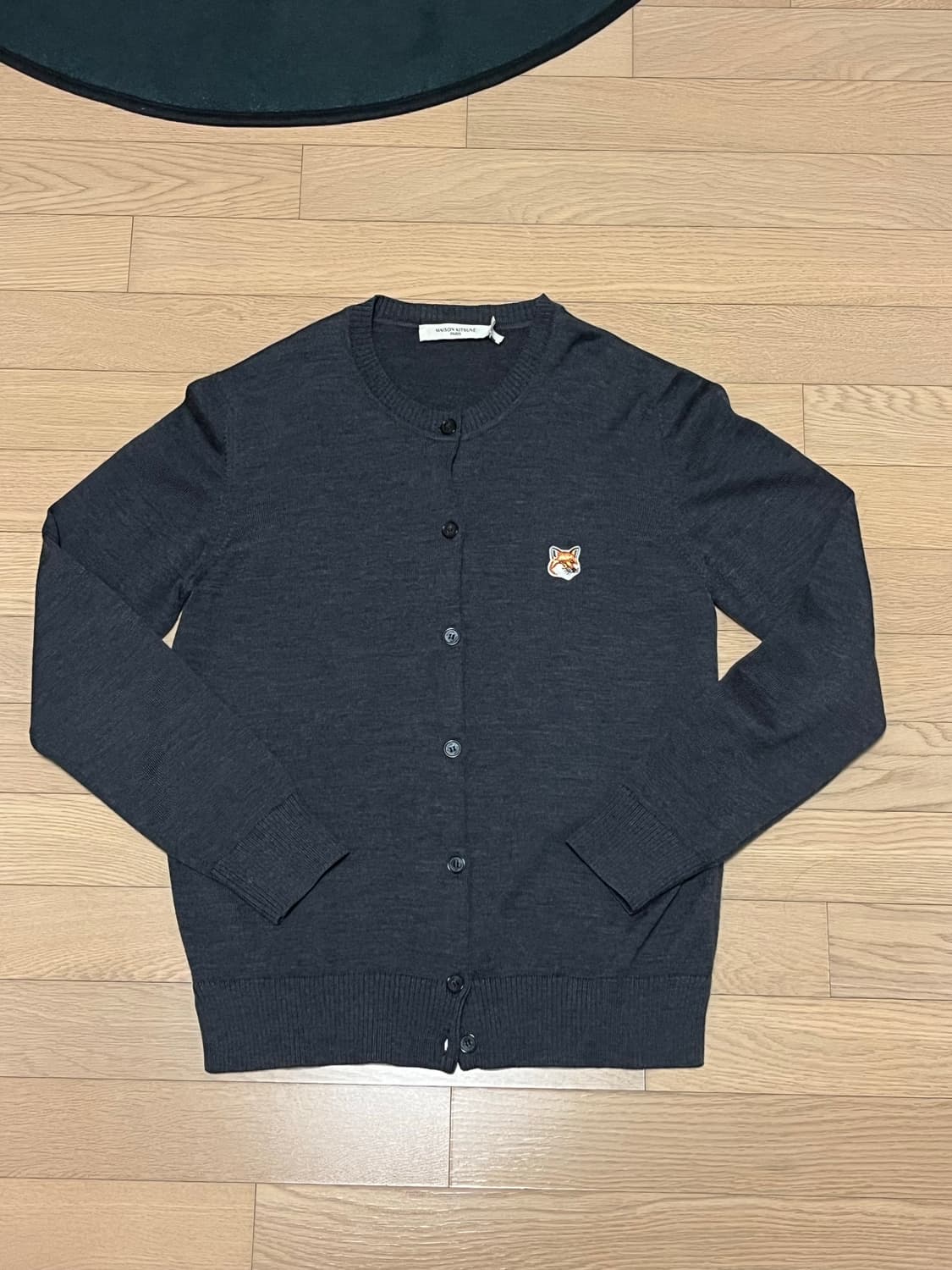 매종키츠네 폭스헤드 가디건L 차콜 상품이미지1