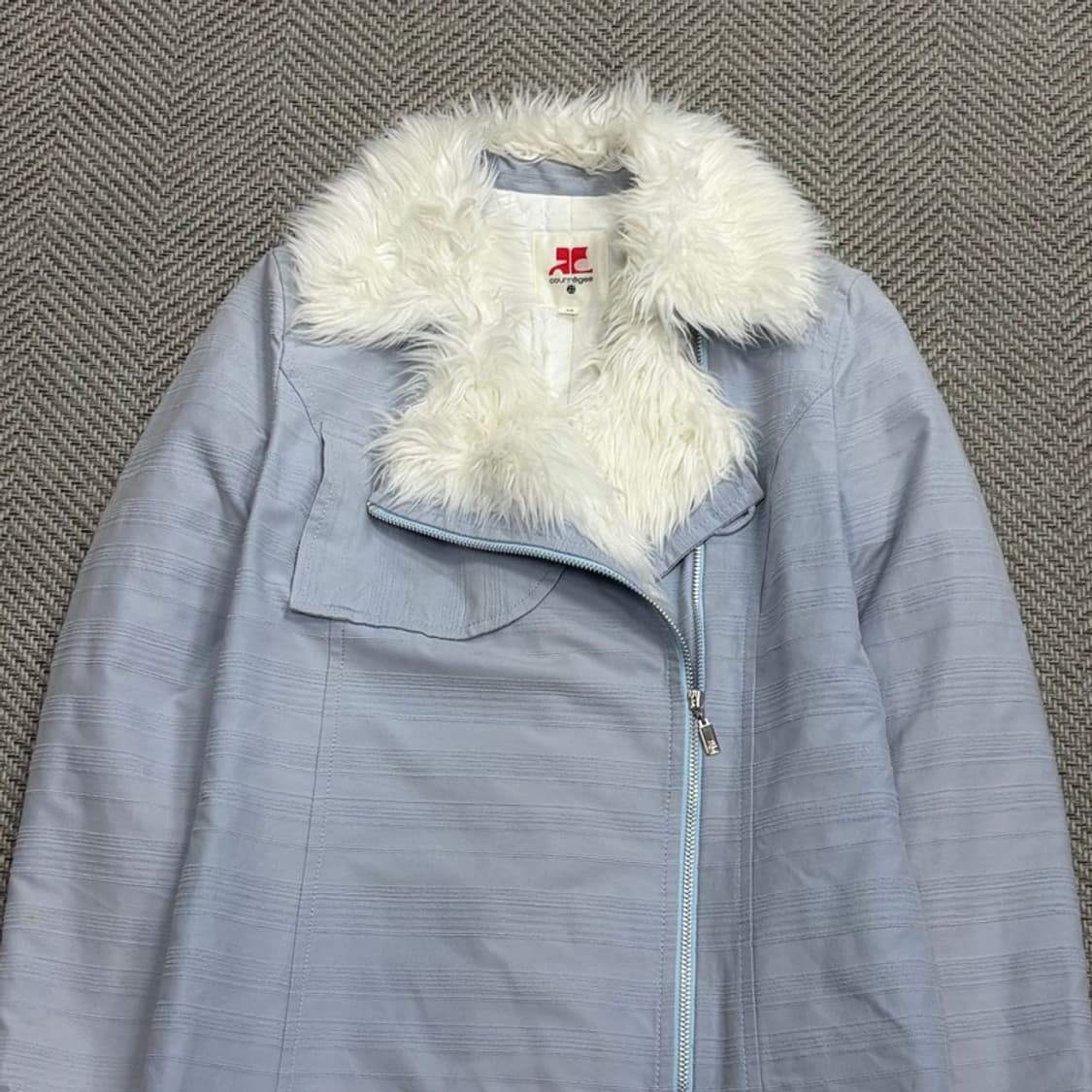 꾸레쥬 화이트 퍼 카라 자켓 v1795 상품이미지3