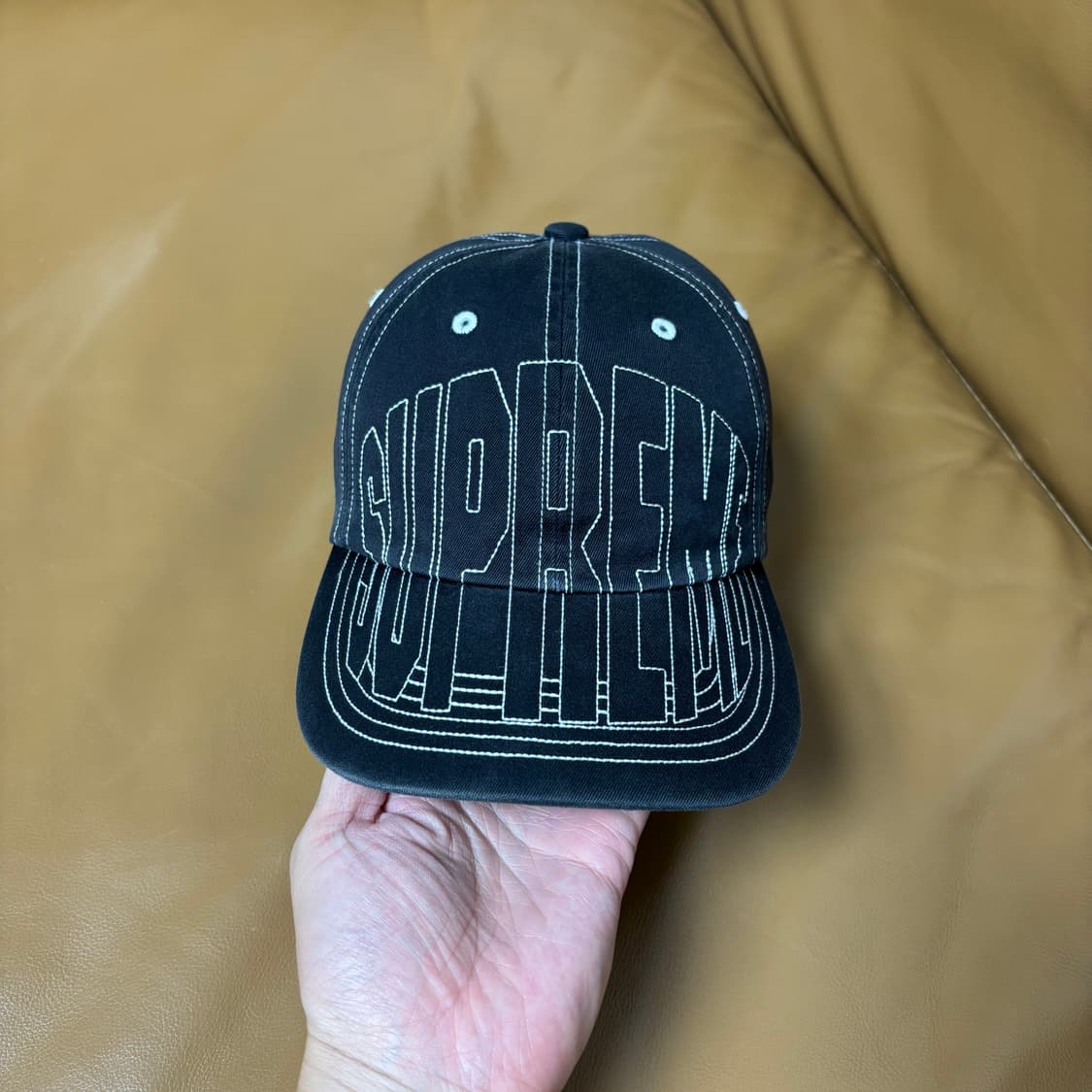 Supreme 슈프림 23ss 바이저 스티치 블랙 6패널 볼캡 모자 상품이미지3